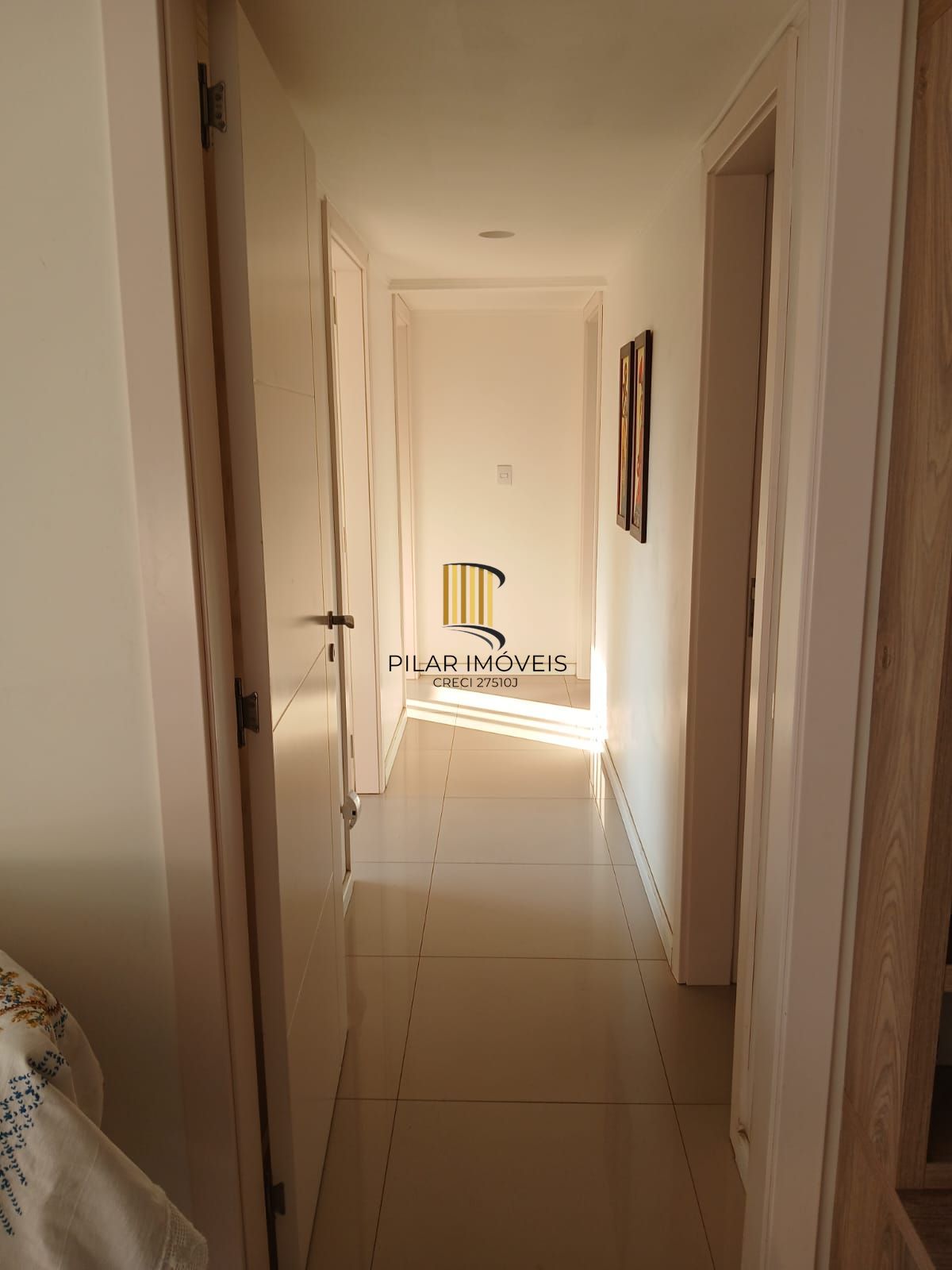 Apartamento com 3 quartos(1 suíte) e 1 vaga de garagem no Bairro Jardim Lindóia