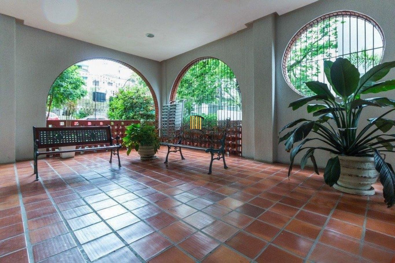 Apartamento com 3 quartos e 144m² à venda no bairro Auxiliadora