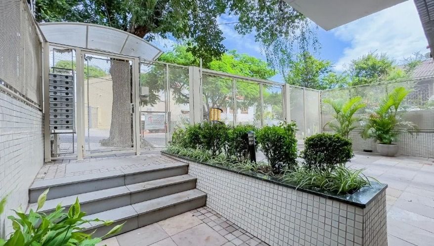 Apartamento com 2 quartos e 75m² à venda em Higienópolis, Porto Alegre.