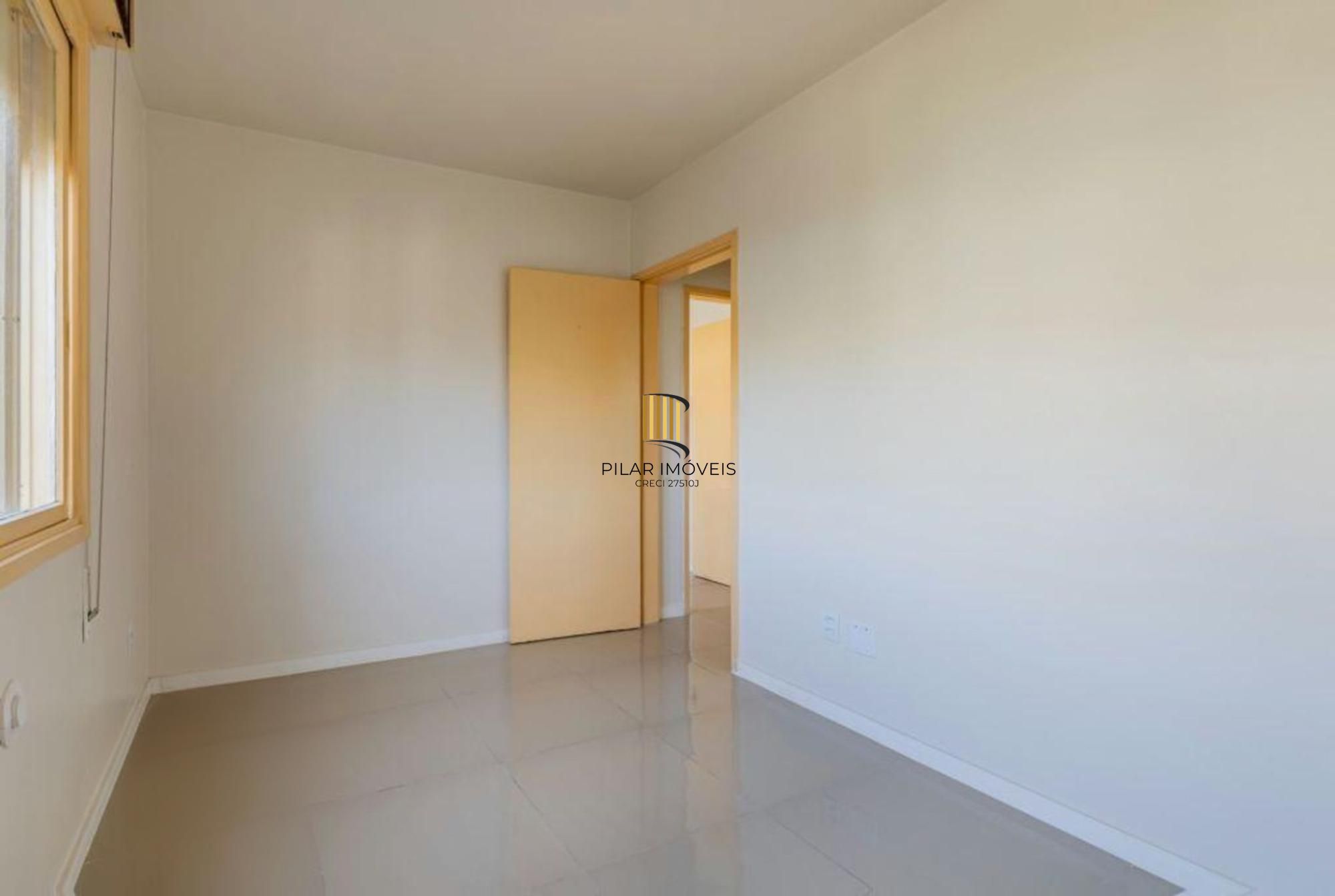 Apartamento com 2 quartos, vaga coberta e sol da manha no bairro Santana