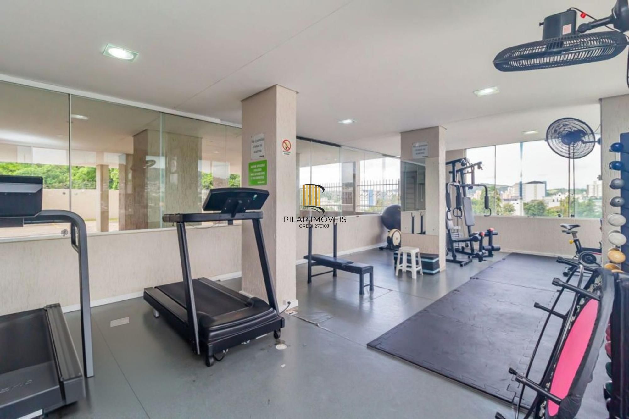 Apartamento de 3 dormitórios, 2 vagas, elevador no bairro Jardim Botânico