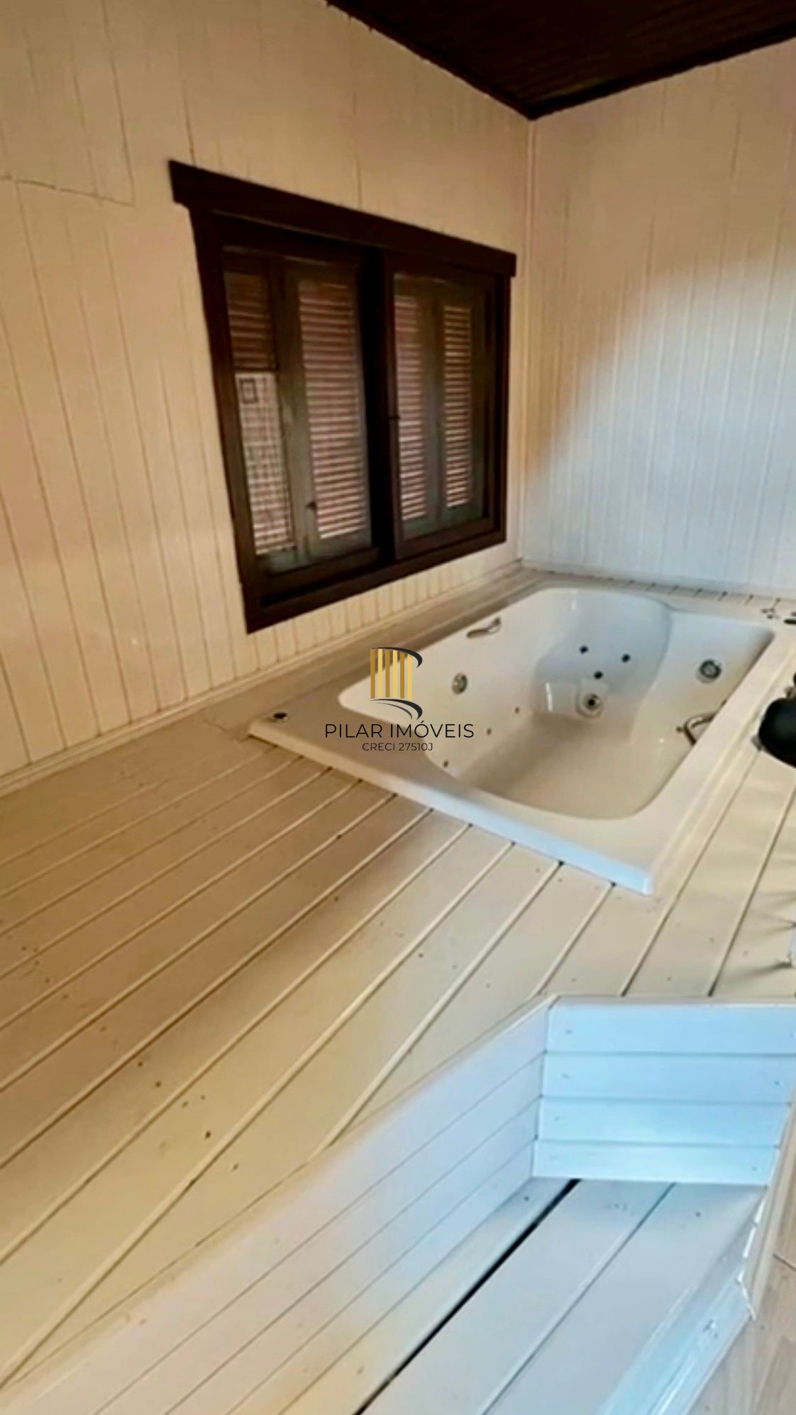 Casa  3 dormitórios em terreno  300m Magistério em Pinhal-RS