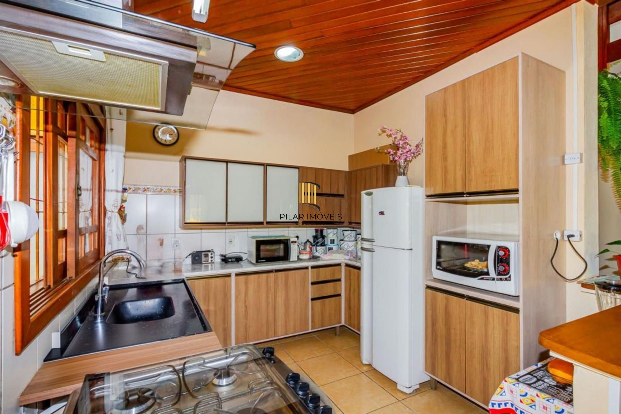 Casa com 5 dormitórios no Bairro Sarandí