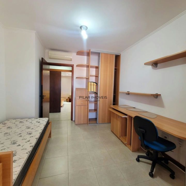 Cobertura 3 quartos, churrasqueira, lareira e vaga no bairro Jardim Floresta