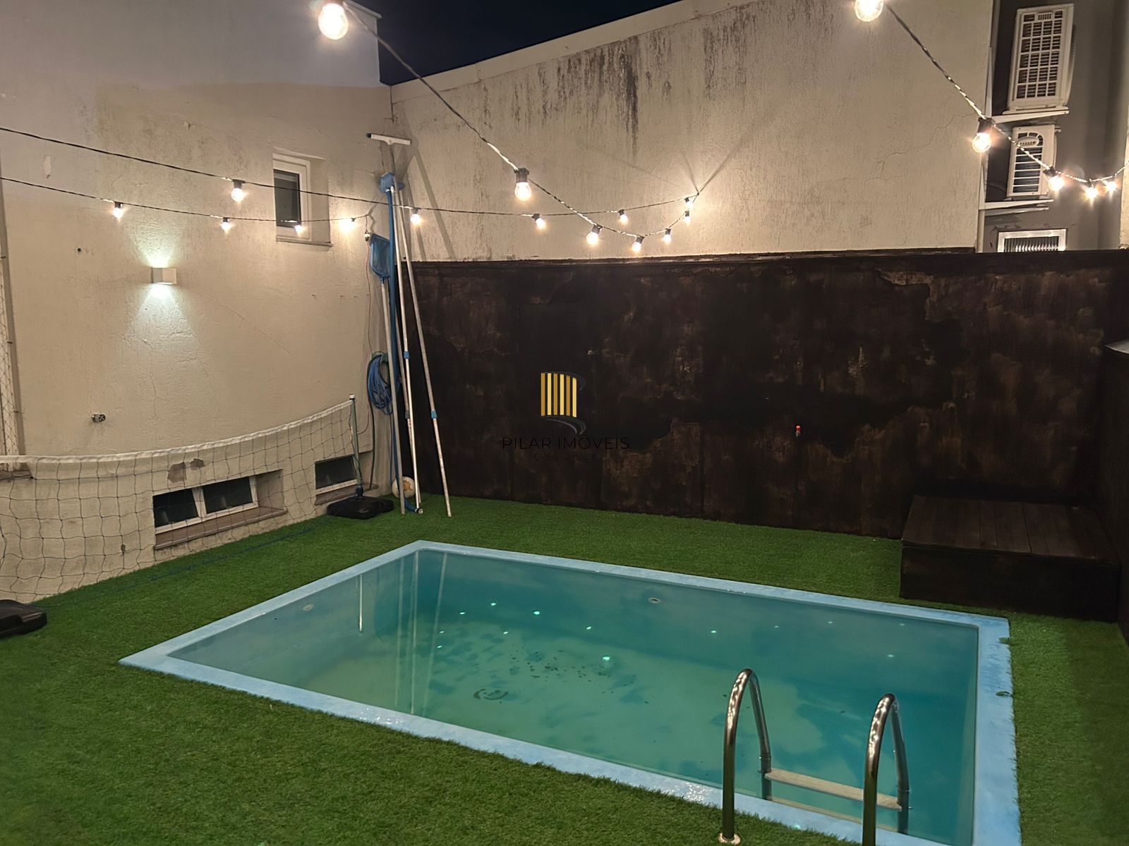 Casa em condomínio 4 dormitórios com piscina e energia solar no Santo Antonio