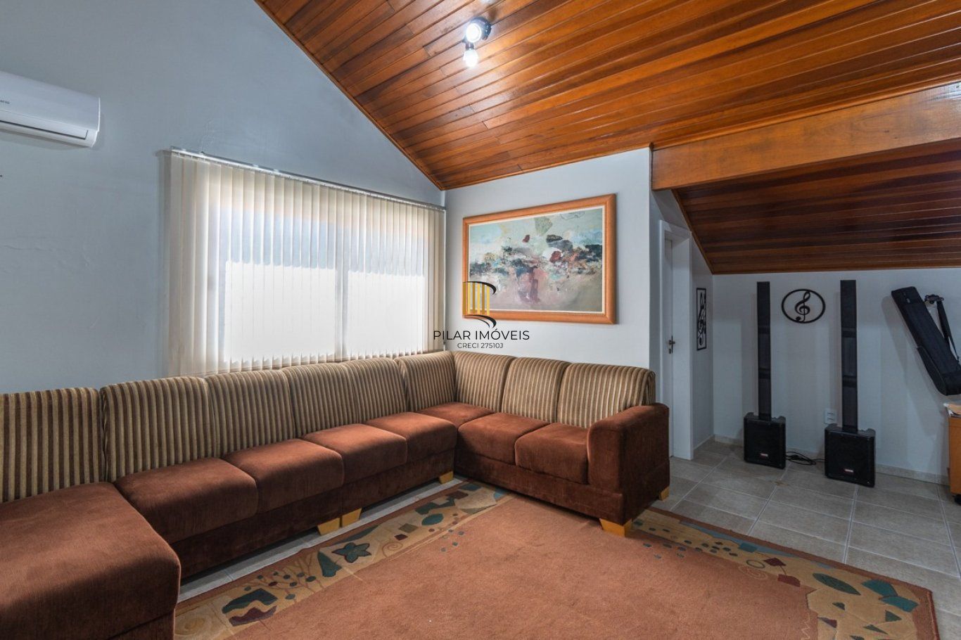 Casa Sobrado 3 dormitórios com suíte, piscina e sótão no Ecoville