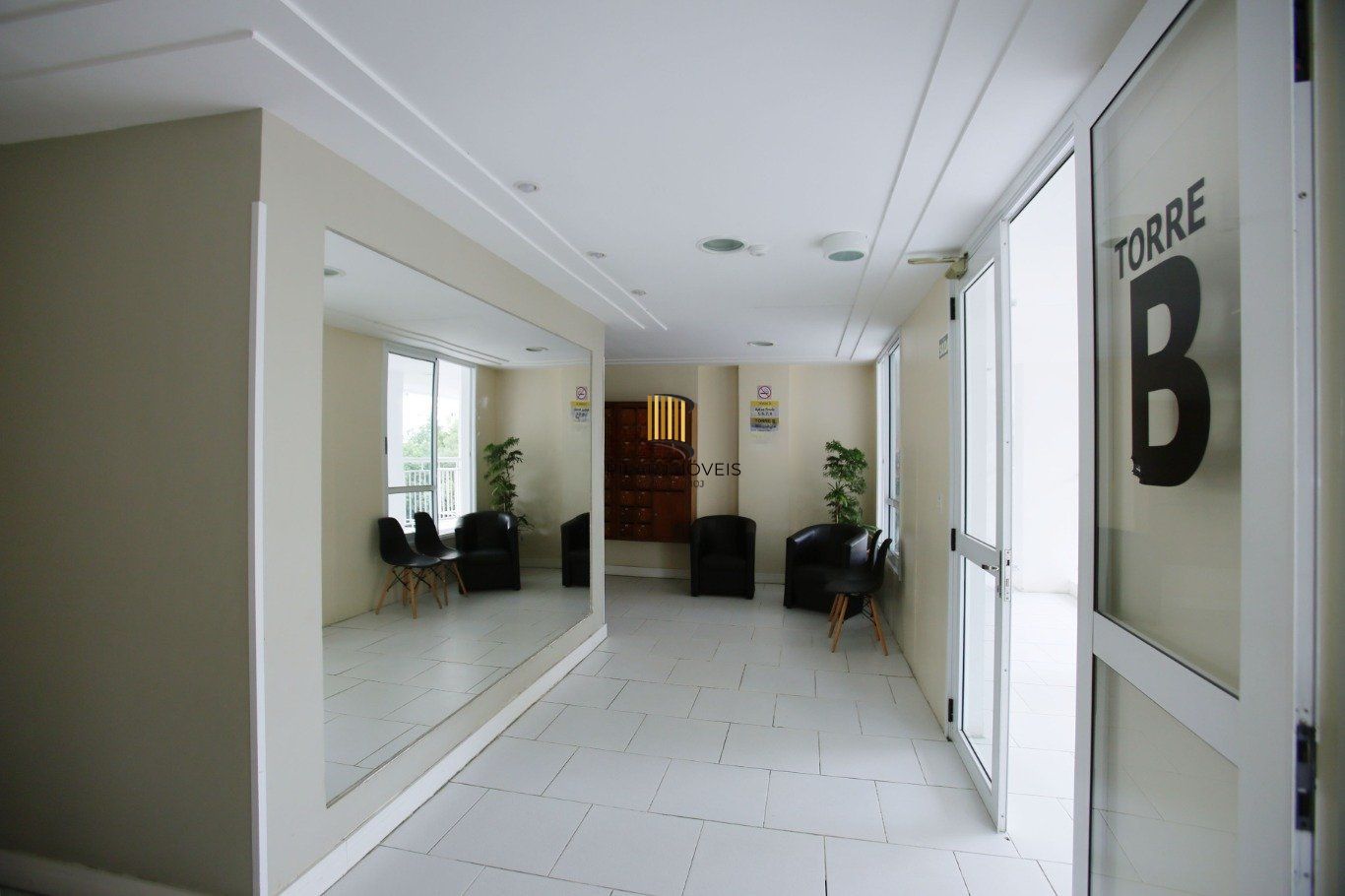 Apartamento com 2 quartos e 57m² à venda em Jardim Carvalho, Porto Alegre