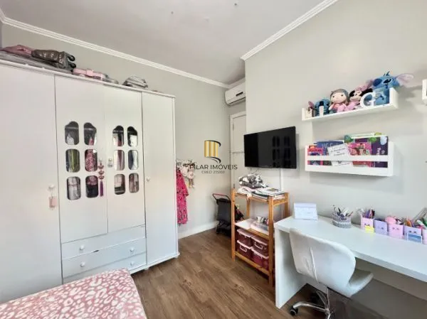 Casa em condomínio com 3 quartos e 2 vagas de garagem em Canoas.