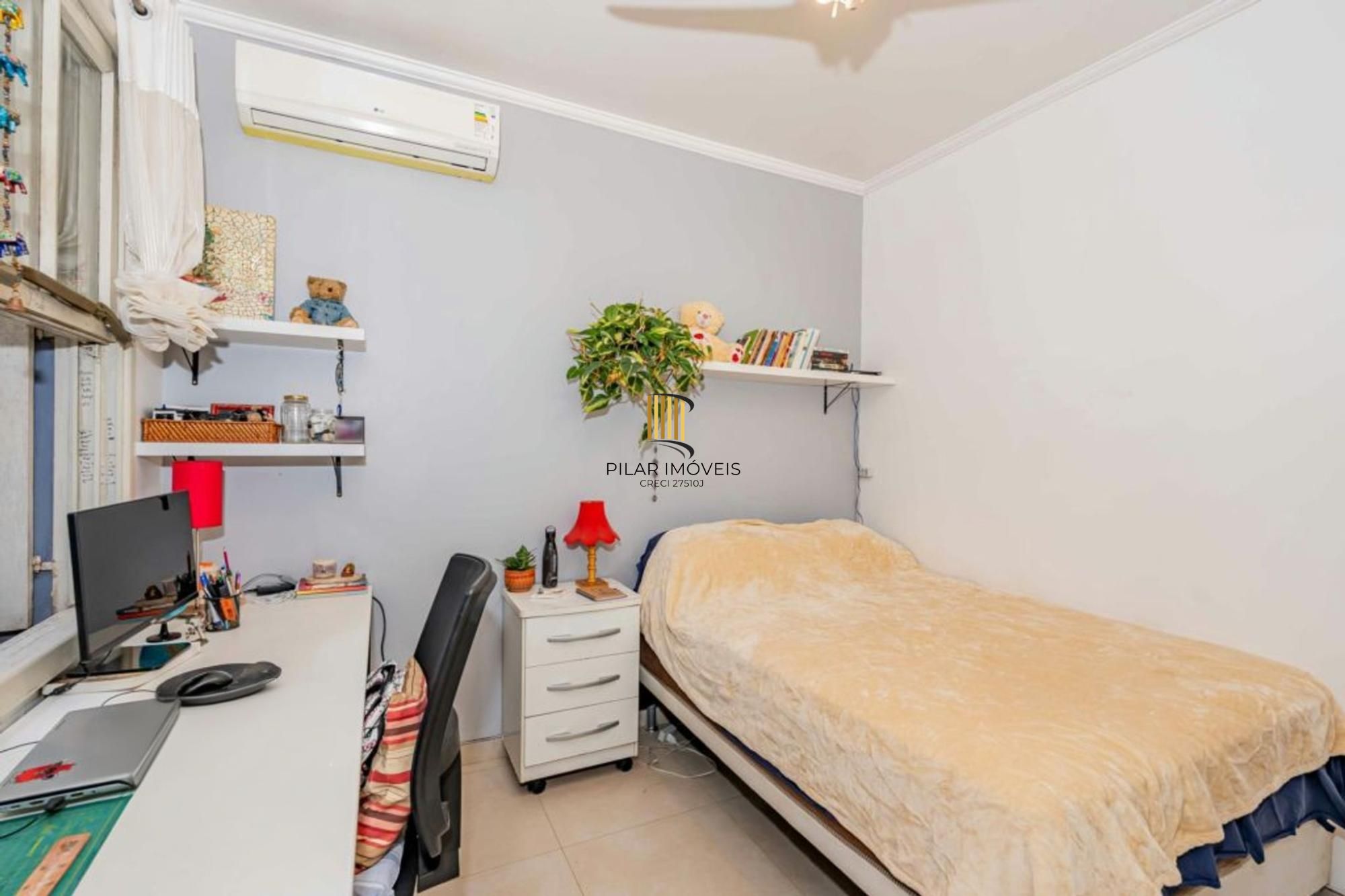 Apartamento Garden, 3 dormitórios, 1 suíte, 1 vaga, churrasqueira no bairro Santana.
