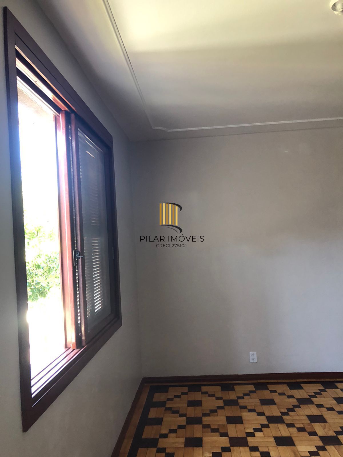 Apartamento 2 Dormitórios Reformado no São João – Av. Pátria