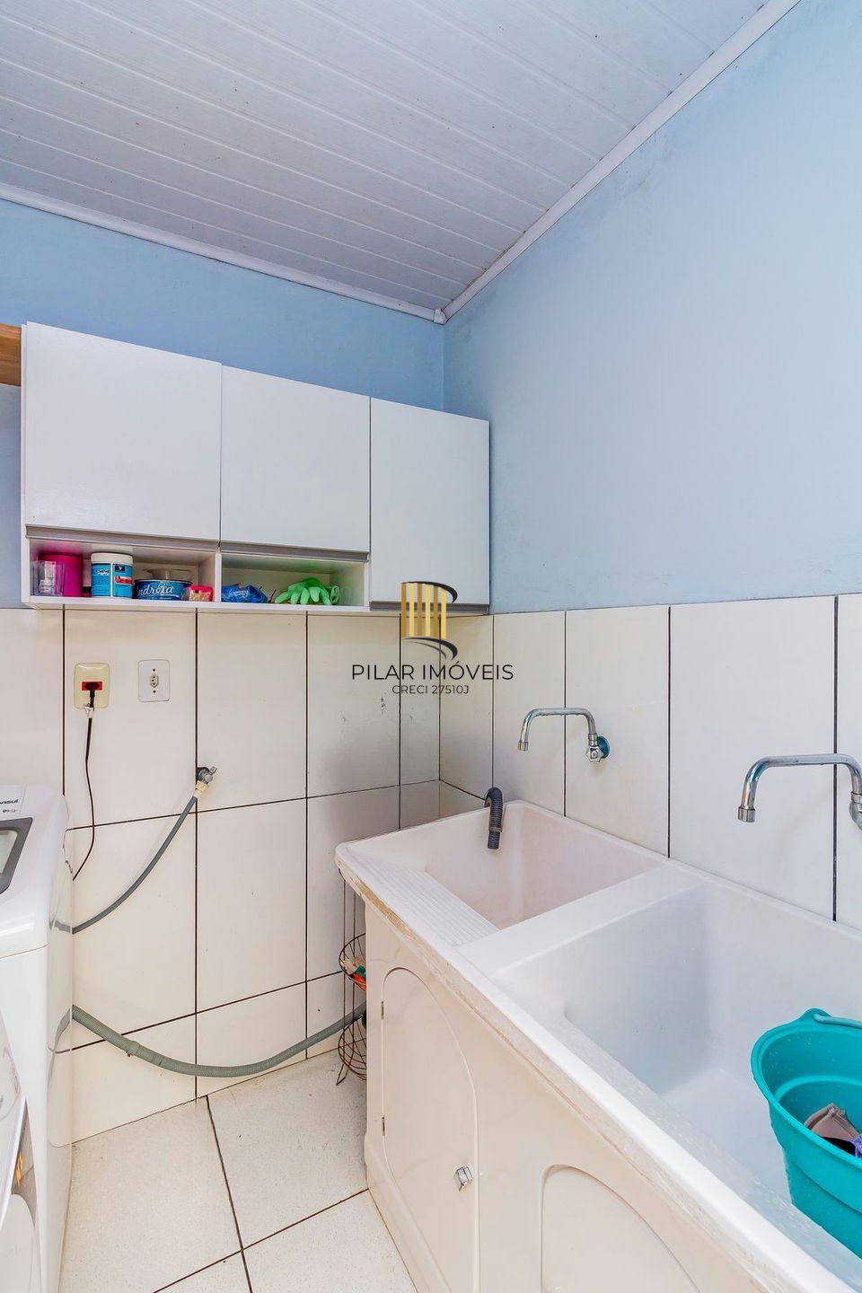 Casa com 5 dormitórios no Bairro Sarandí