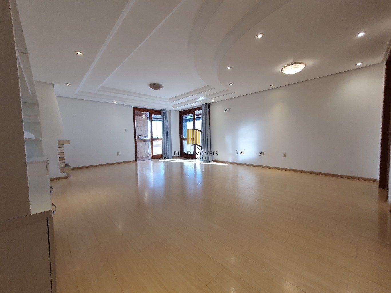 Apartamento com 3 quartos com 1 vaga de garagem localizado no centro de Canoas