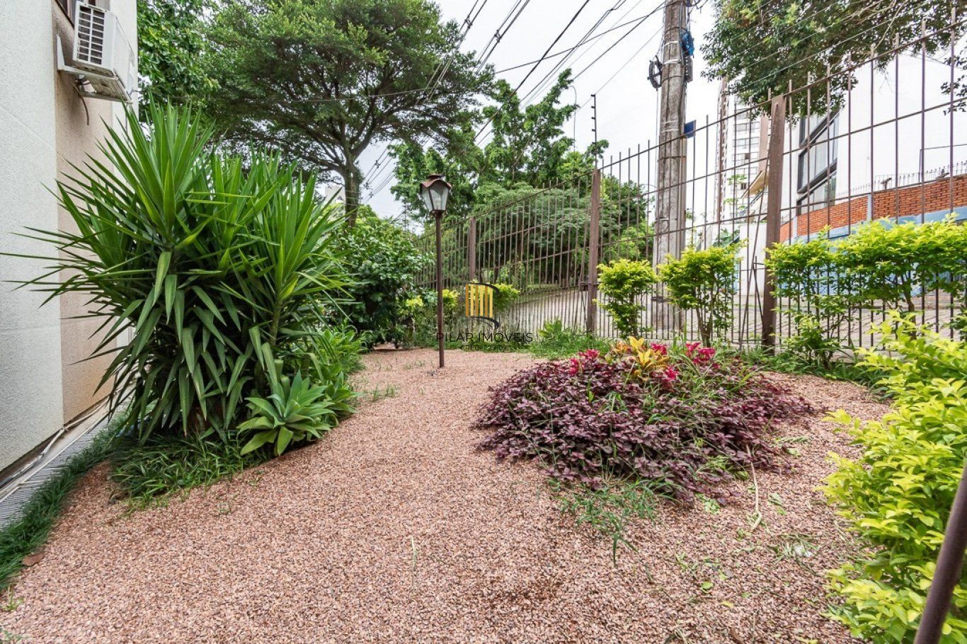 Apartamento com 2 dormitórios e 64m² à venda no Bairro Passo da Areia