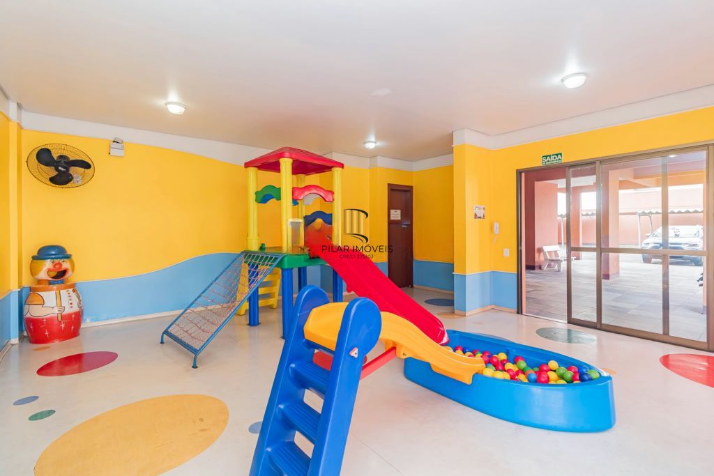 Apartamento com 3 quartos e 1 vaga de garagem no Bairro Cristo Redentor