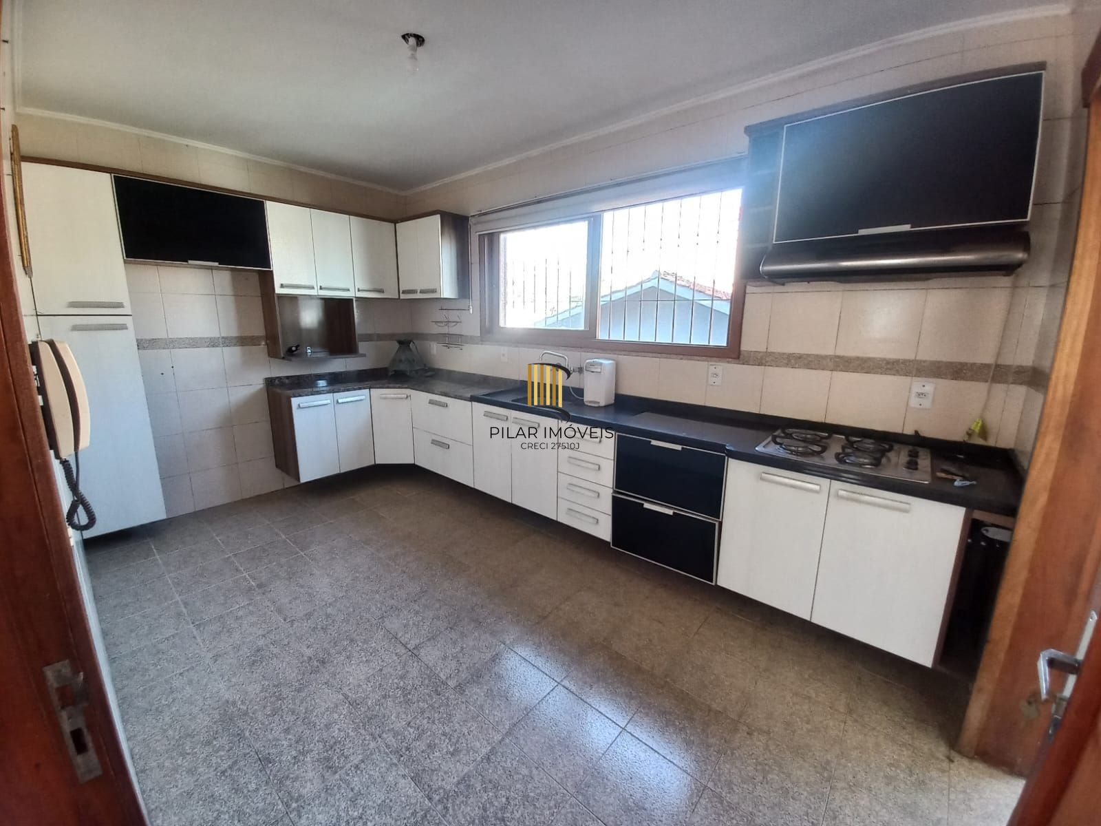 Apartamento com 3 quartos, 1 suíte, sacada e 3 vagas no Bairro jardim Itu