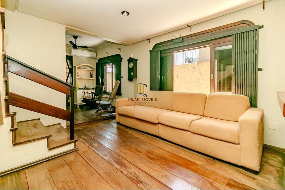 Casa com 3 dormitórios e 185m² no bairro higienópolis