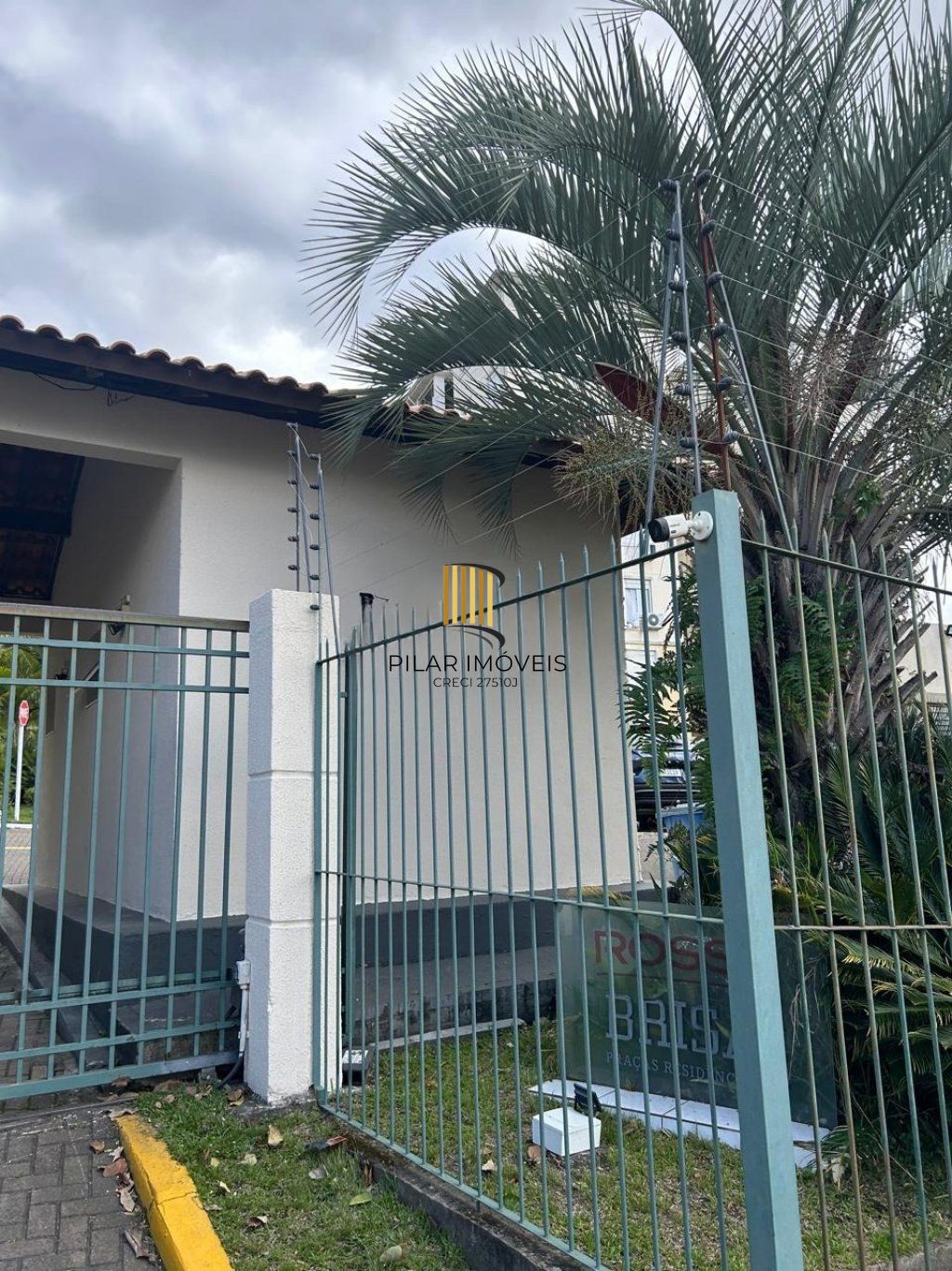 Apartamento com 3 quartos, vaga de garagem e elevador No Bairro Morro Santana