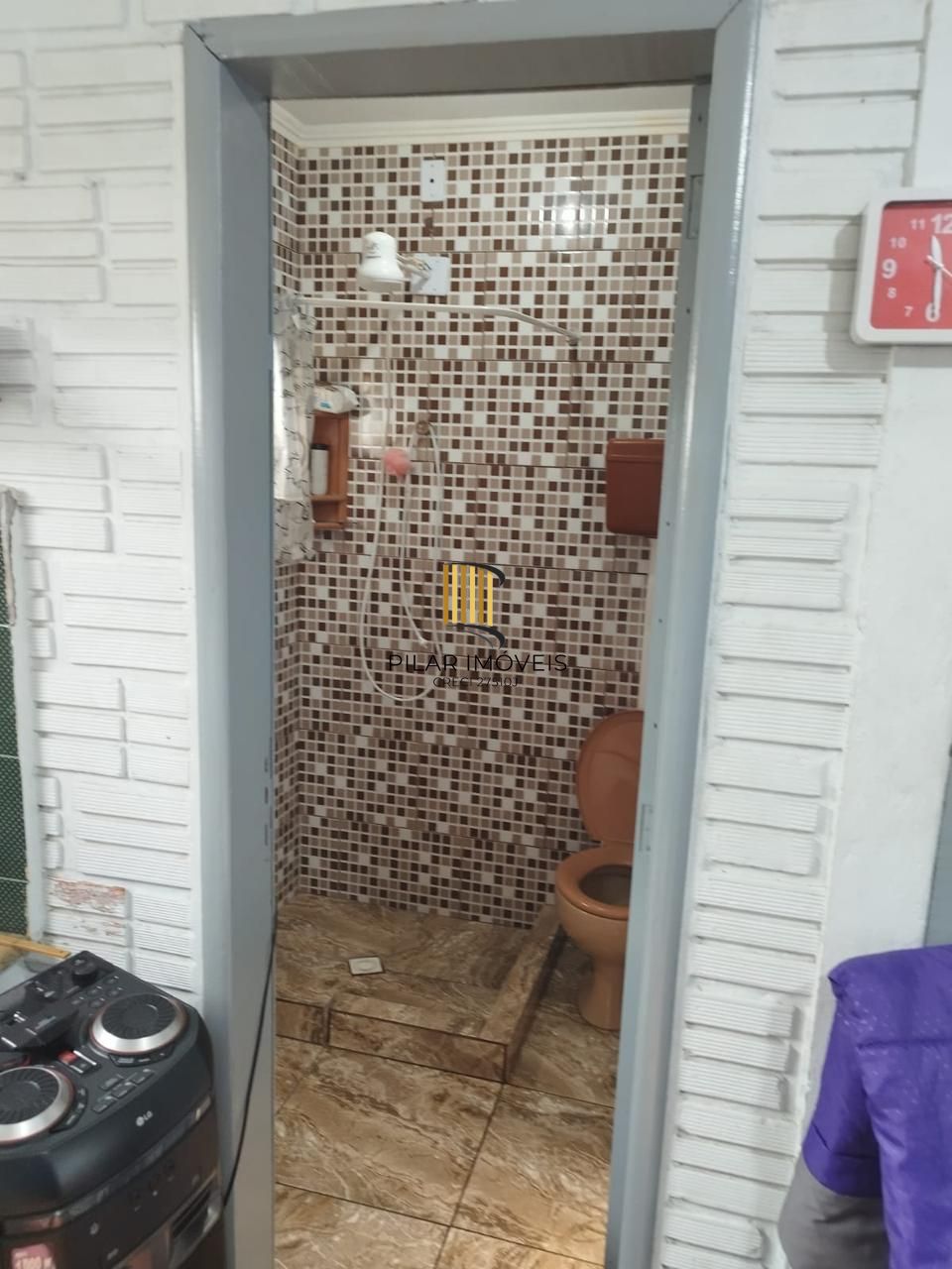 Casa geminada com 3 quartos, vaga de garagem e sacada no bairro Jardim Sabara