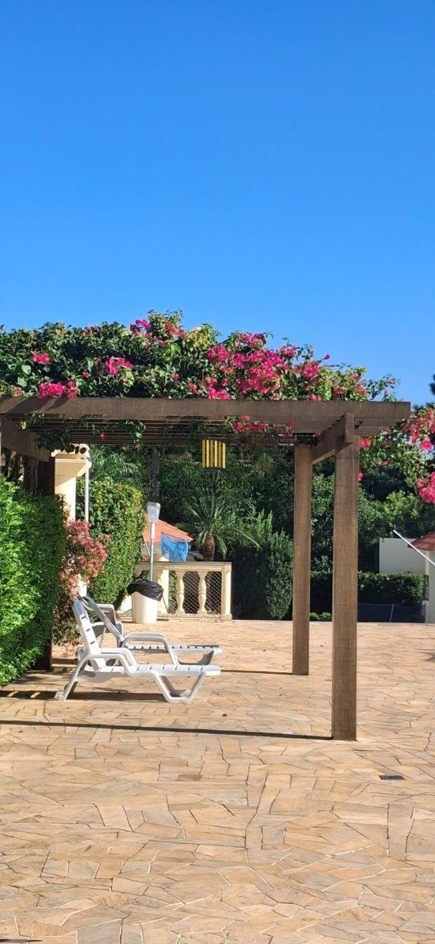 Cobertura com 3 quartos, 2 Vagas de garagem No Bairro Cavalhada.