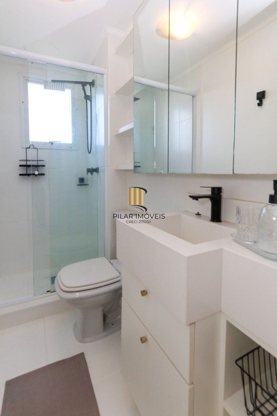 Apartamento com 3 quartos, com elevador e 1 vaga de garagem em Canoas.