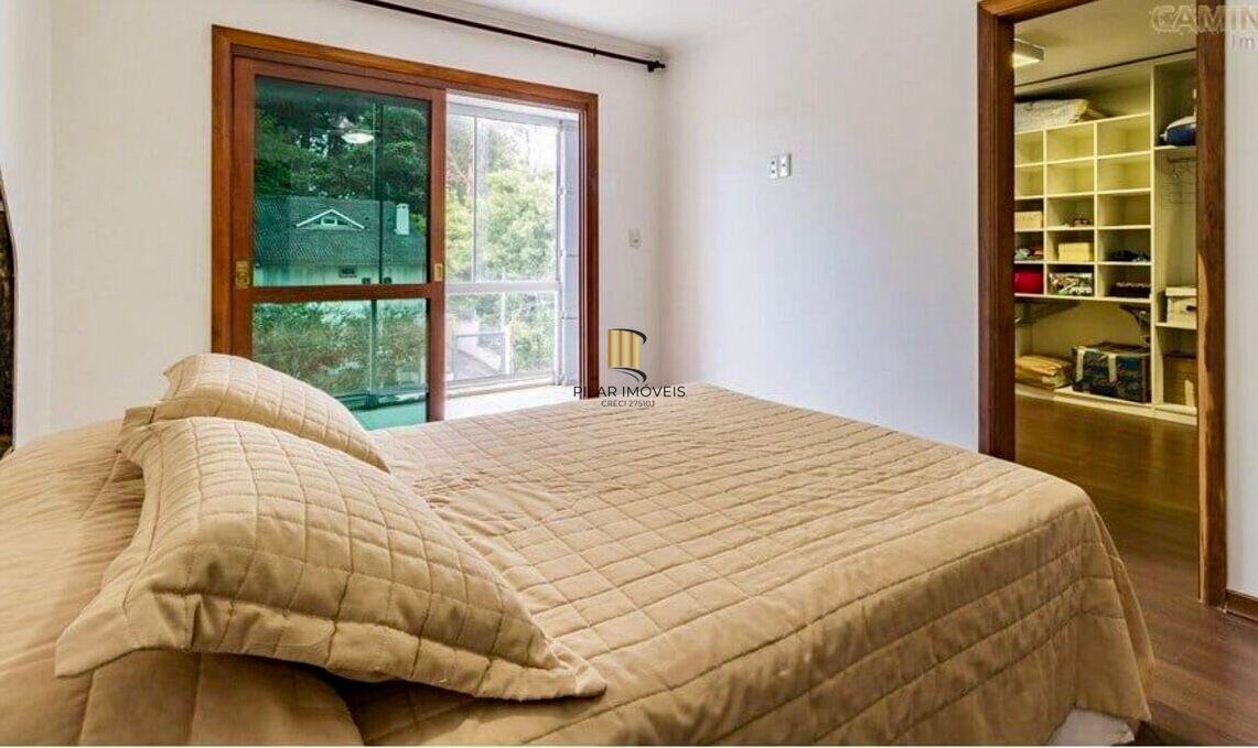 Casa com 3 quartos, 2 vagas e 266m² para vender - Jardim Planalto, Porto Alegre