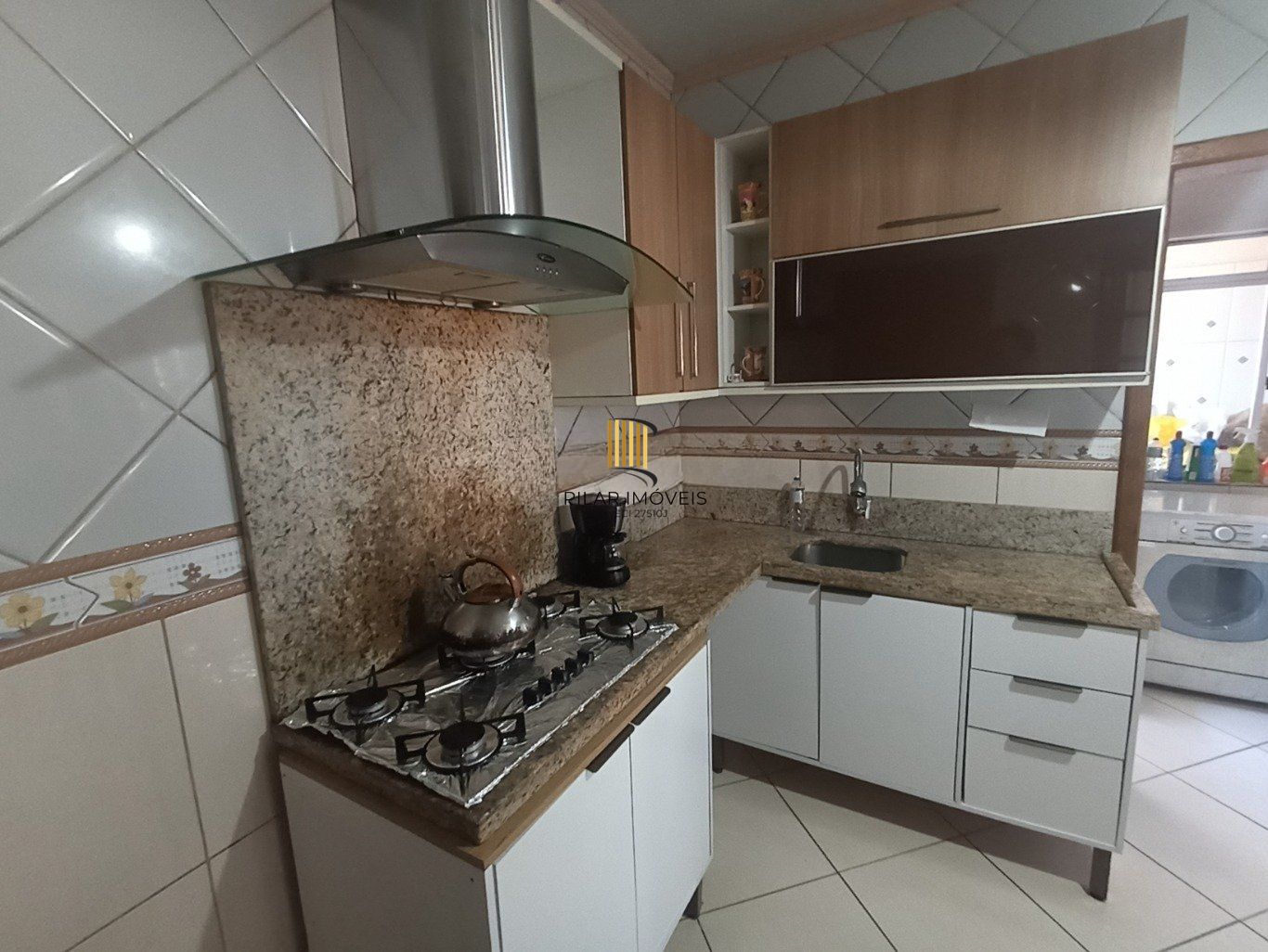 Casa de 3 dormitórios e 2 vagas de Garagem em Canoas.