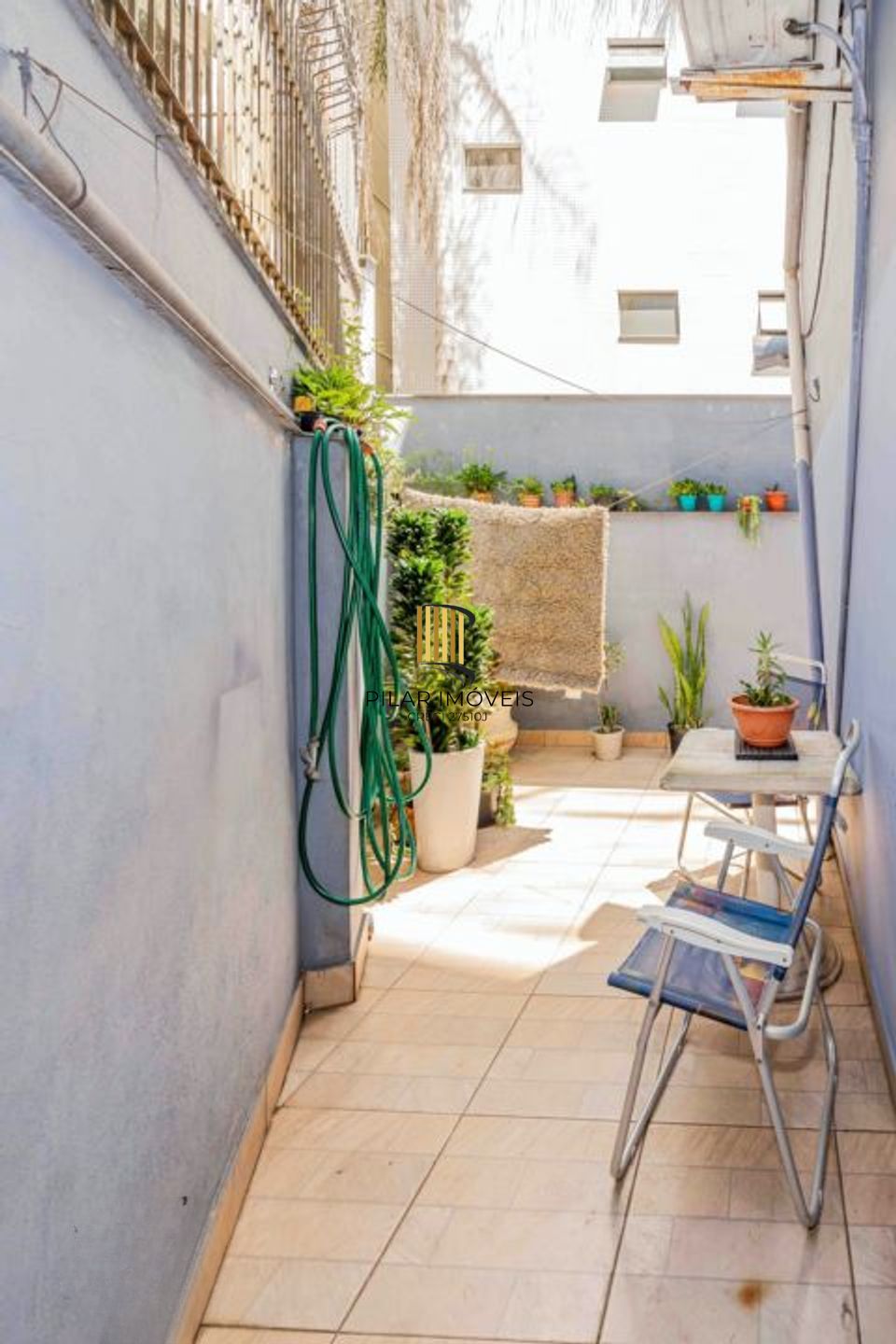 Apartamento Garden, 3 dormitórios, 1 suíte, 1 vaga, churrasqueira no bairro Santana.