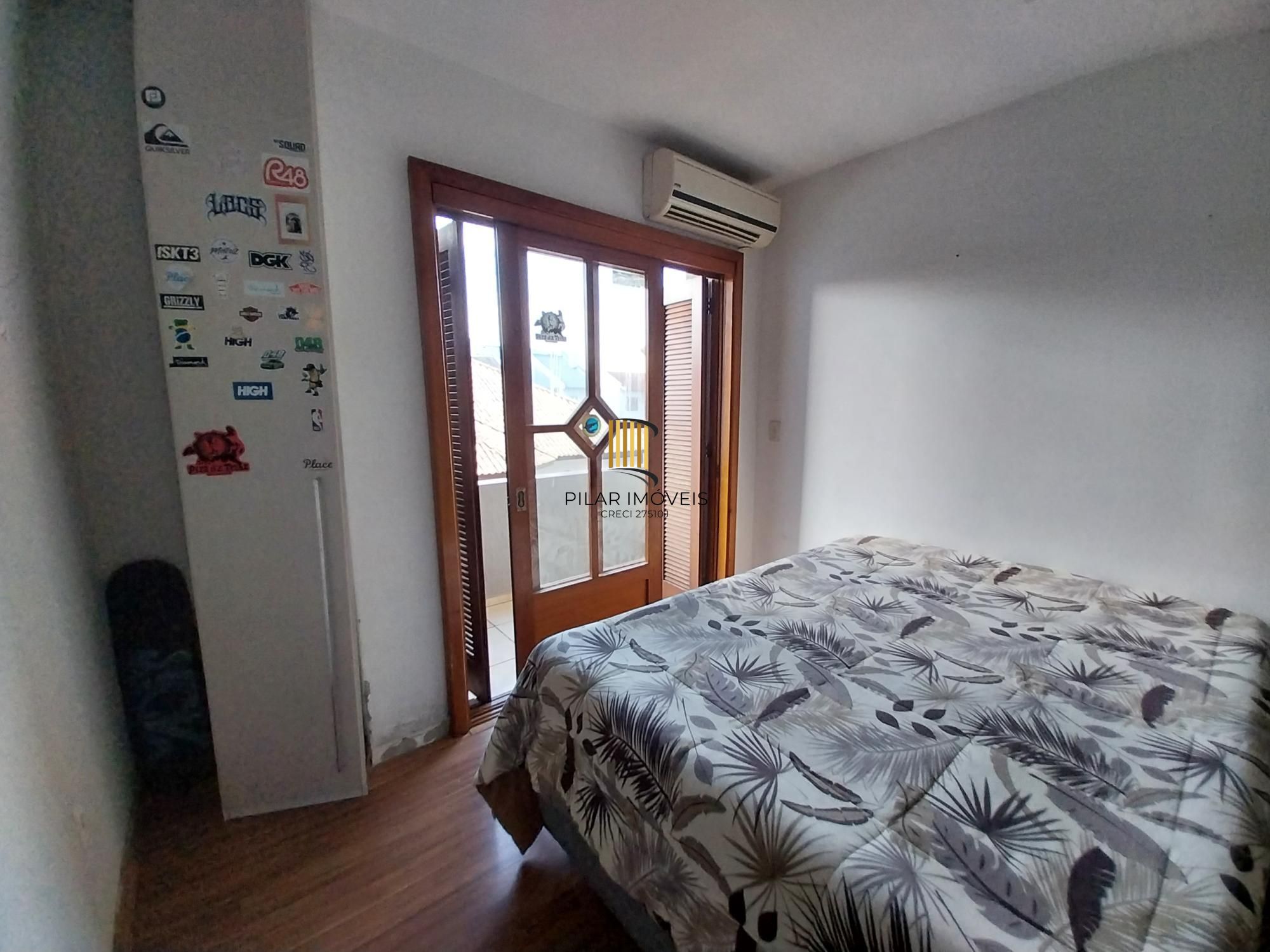 Casa em Condomínio com 4 quartos, 1 suíte e 300m² à venda em Ecoville.