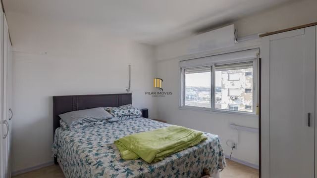 Apartamento de 2 quartos, elevador e 1 vaga de garagem em Canoas.