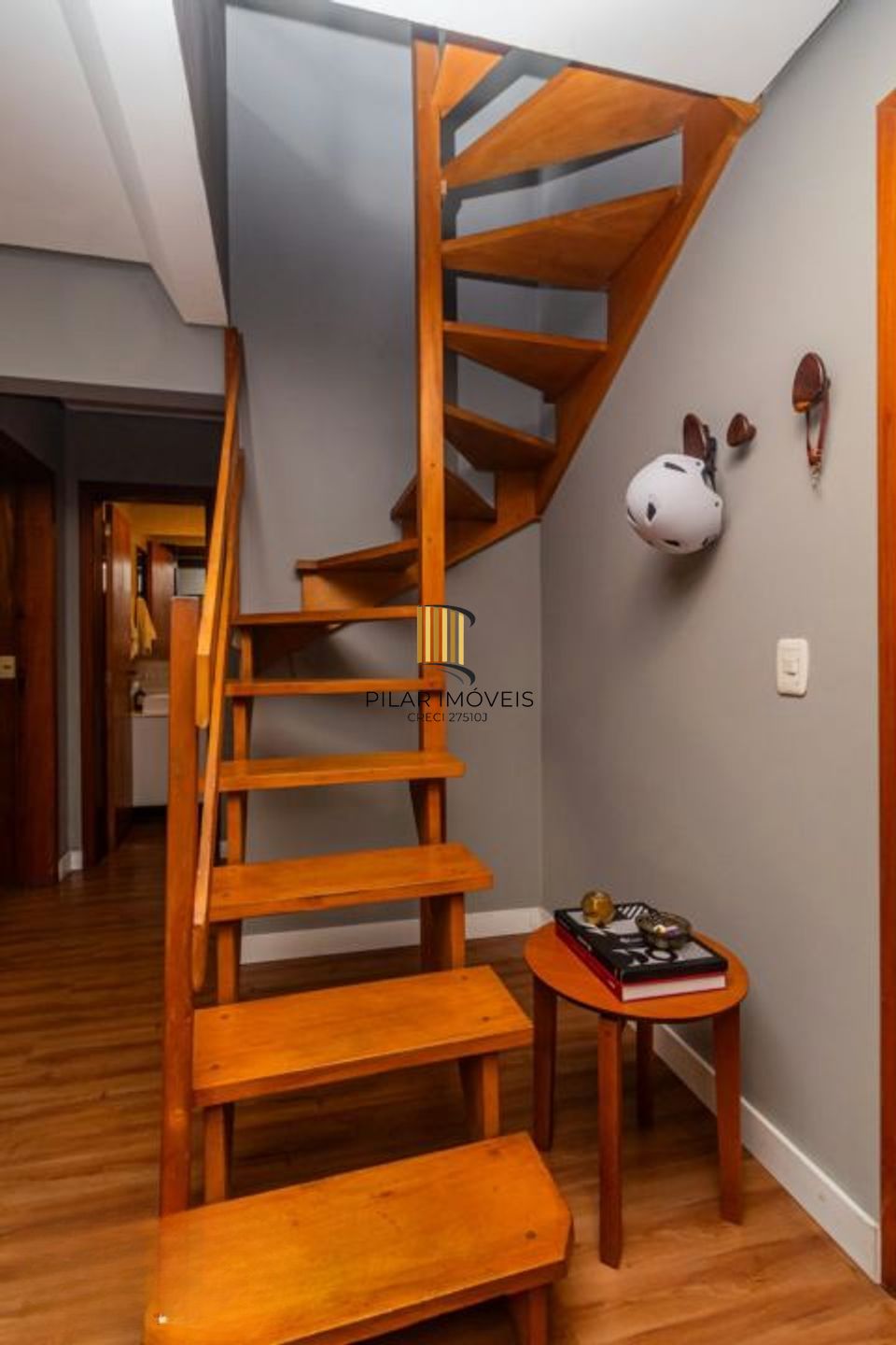 Cobertura semi mobiliada 1 dormitório bairro Cristo Redentor