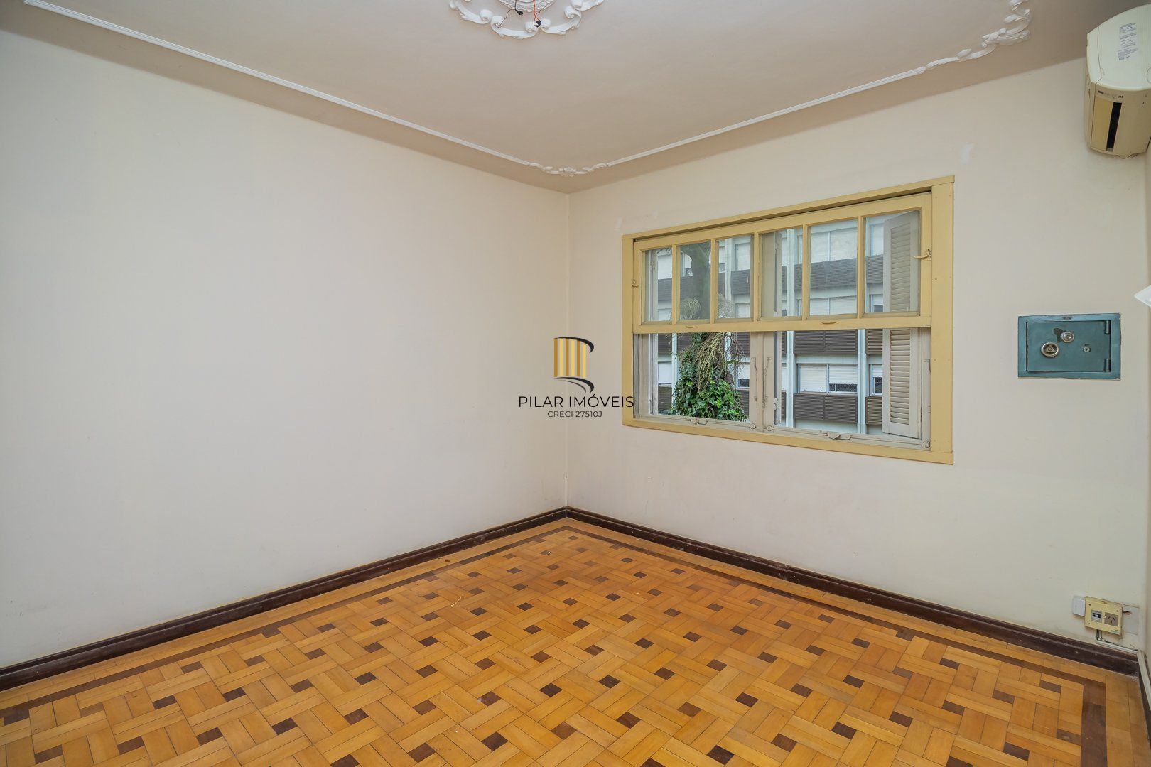Apartamento a venda com 3 quartos e 90m² no Bairro Auxiliadora