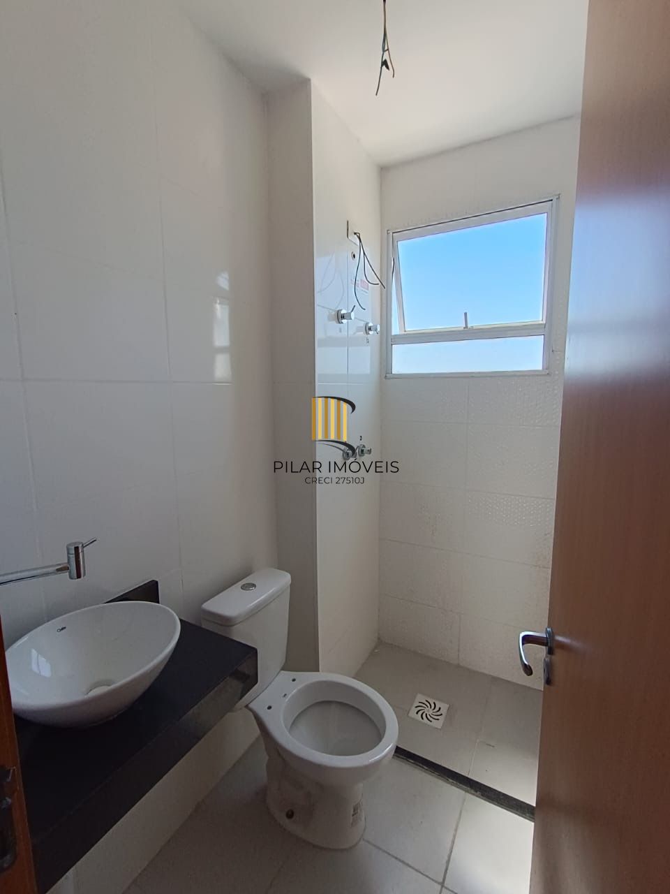 Apartamento 2 dormitórios Linda Vista, 1 vaga e Piscina na Av. Protásio Alves