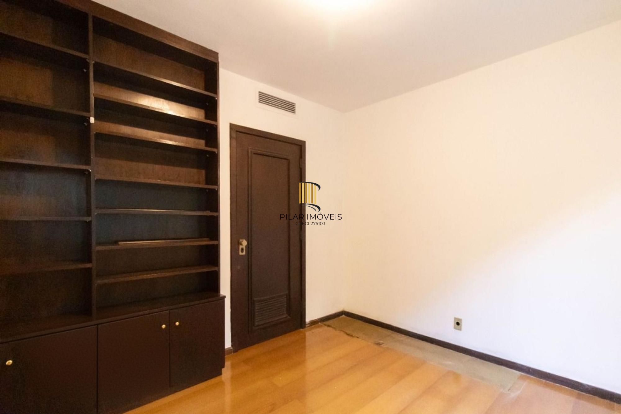 Apartamento de 3 dormitórios bairro Rio Branco