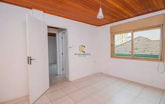 Apartamento com 3 quartos em prédio com elevador no Bairro Cidade Baixa