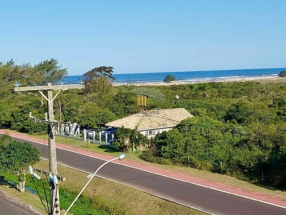 Apartamento 1 quarto com 1 vaga escriturada no condomínio Waikiki Capão Novo, Capão da Canoa.