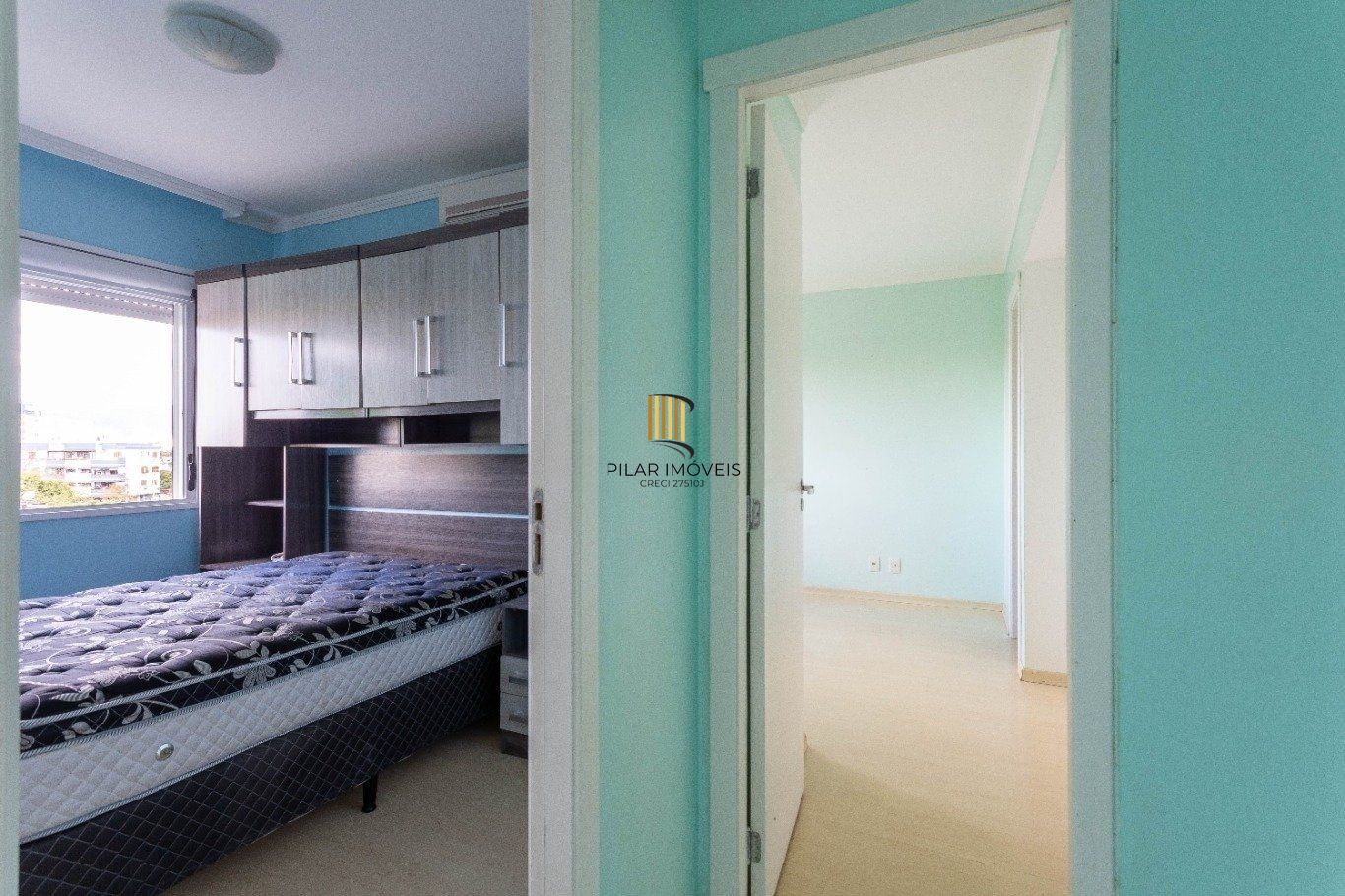 Apartamento com 2 quartos, 1 vaga e elevador no Bairro Vila Ipiranga.