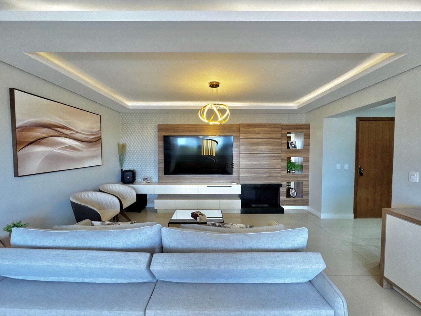 Apartamento de 3 dormitórios, elevador e 1 vaga de garagem em Canoas.