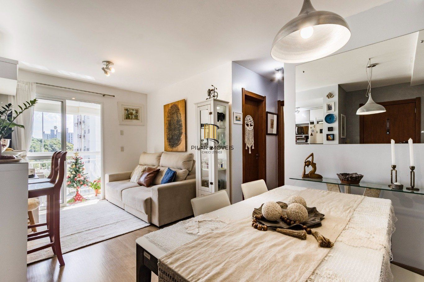 Apartamento 2 Dormitórios com Suíte, elevador e 2 Vagas no Alto Petrópolis - Pilar Imóveis