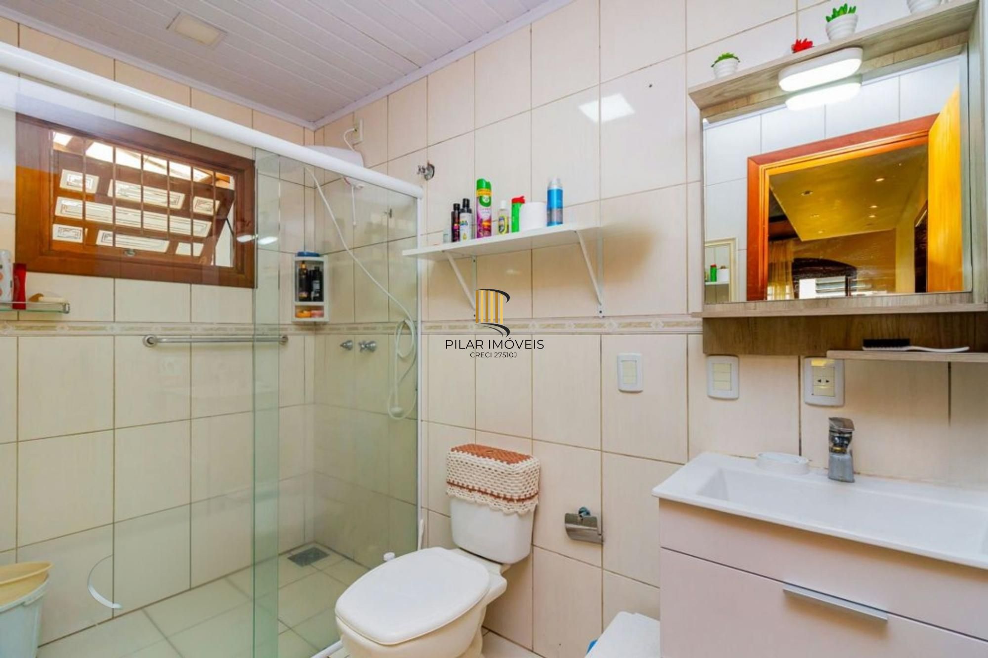 Casa com 5 dormitórios no Bairro Sarandí