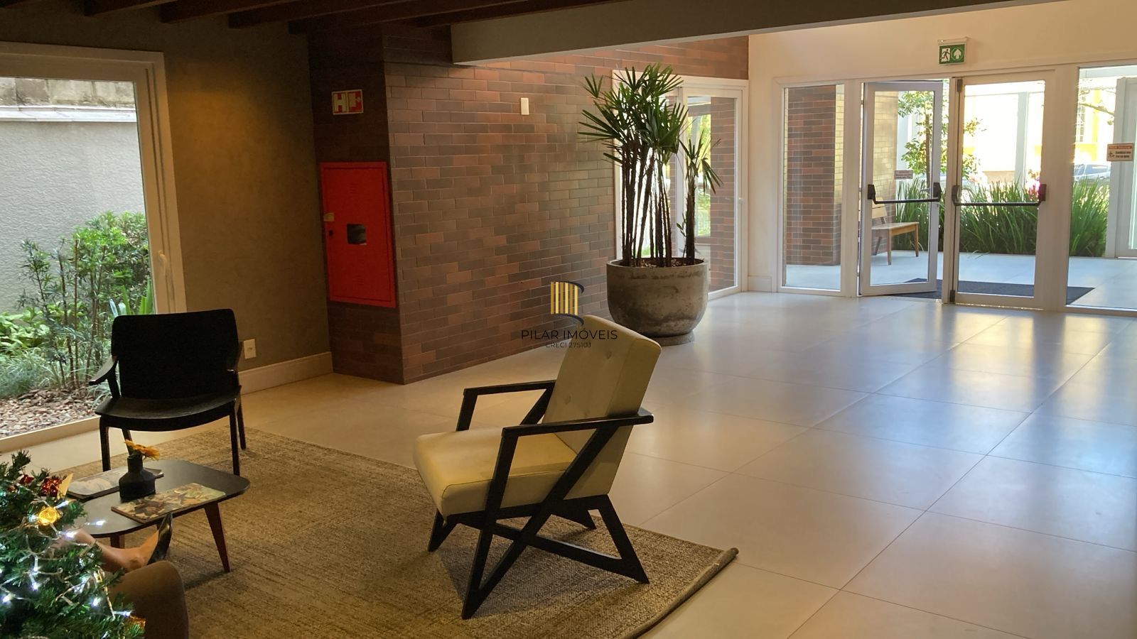 Apartamento térreo garden com 1 dormitório, 1 suíte, 1 vaga de garagem