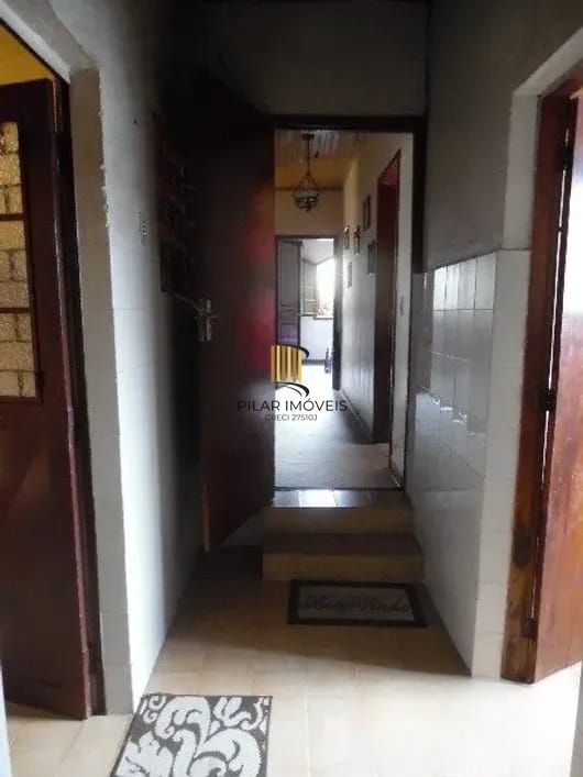 Excelente imóvel com terreno amplo à venda no Jardim Itu – Porto Alegre