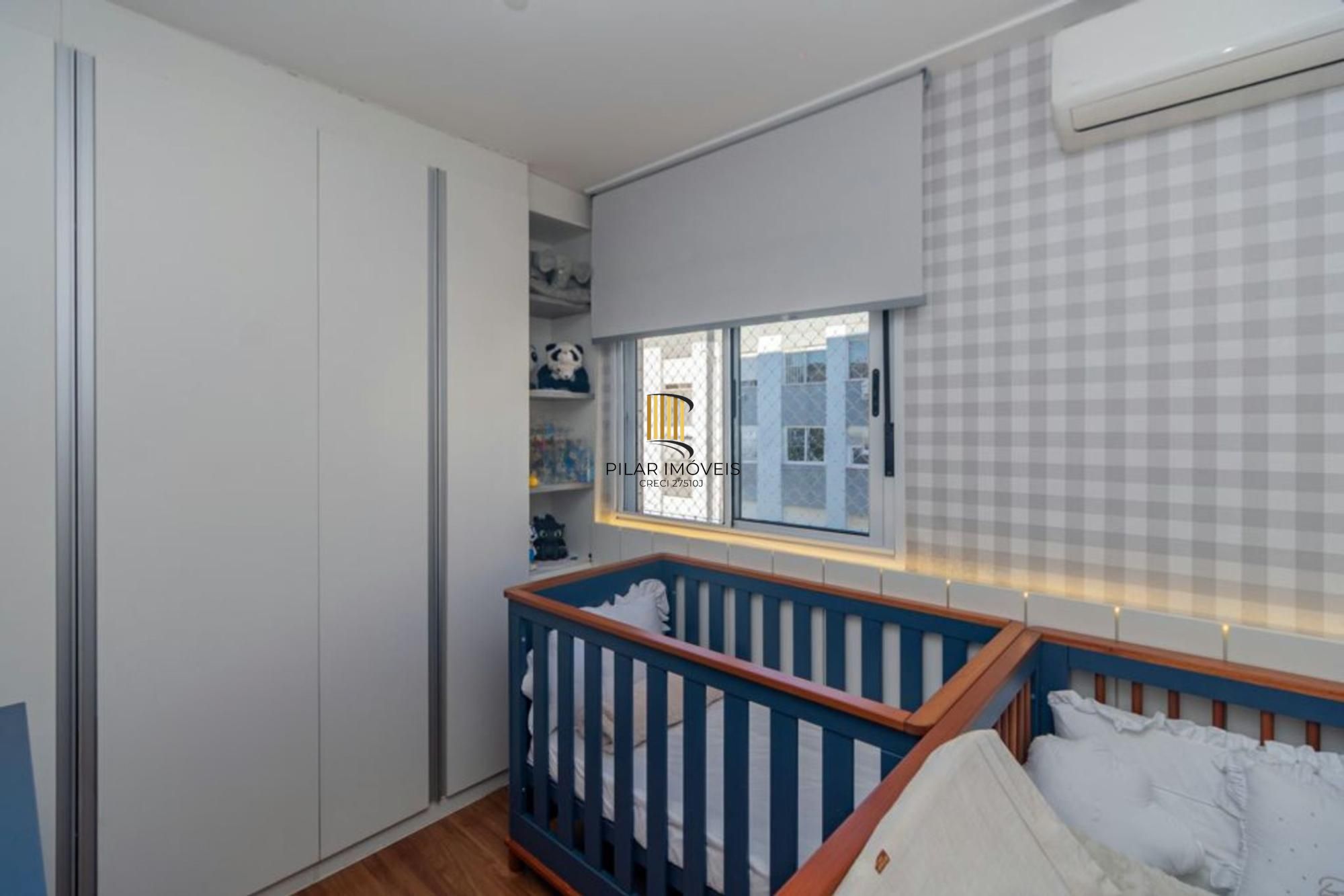 Apartamento 2 Dormitórios com Vaga e Piscina no Cristal em Porto Alegre