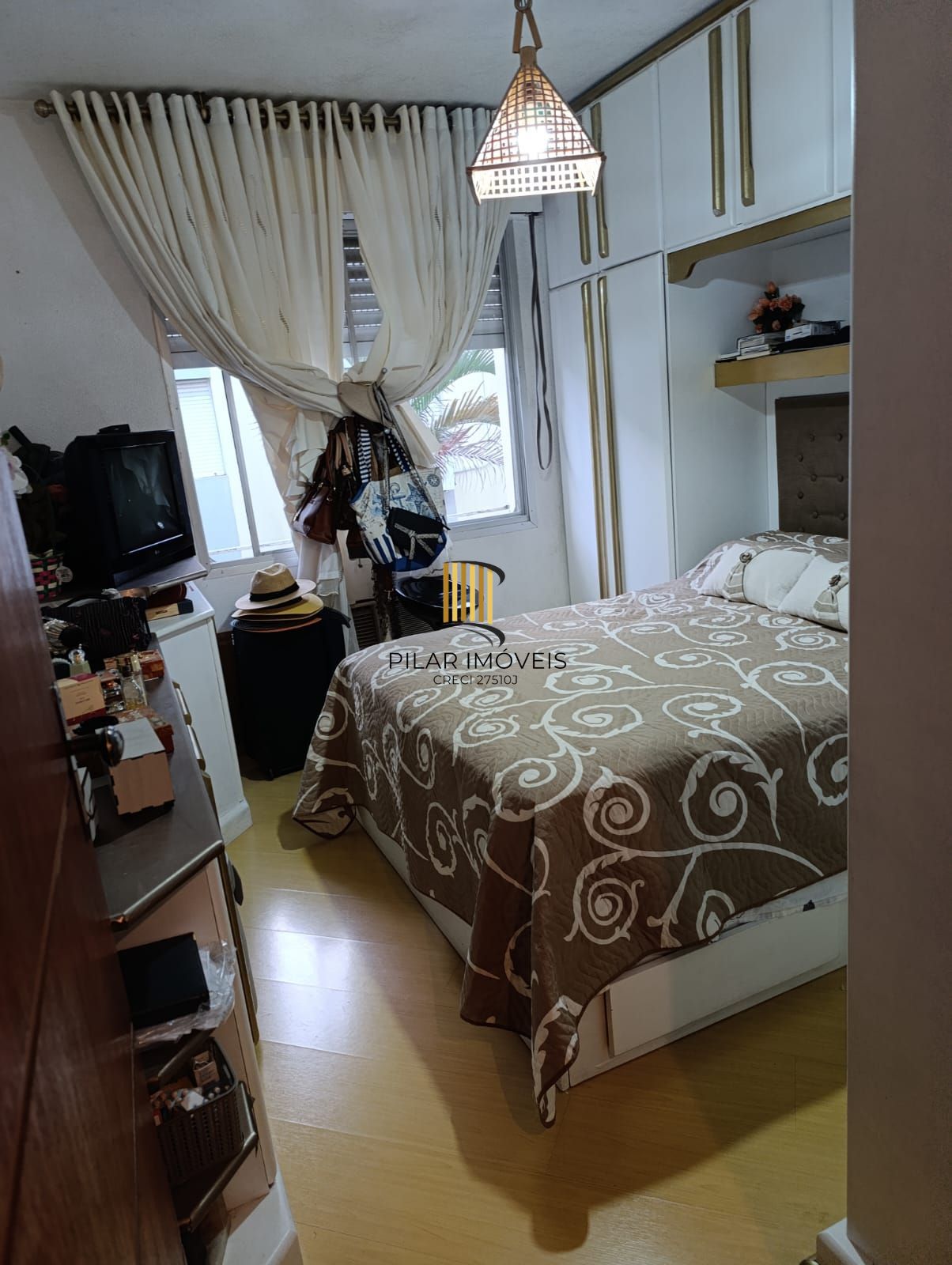 Apartamento semi mobiliado de 1 dormitório bairro Sarandi