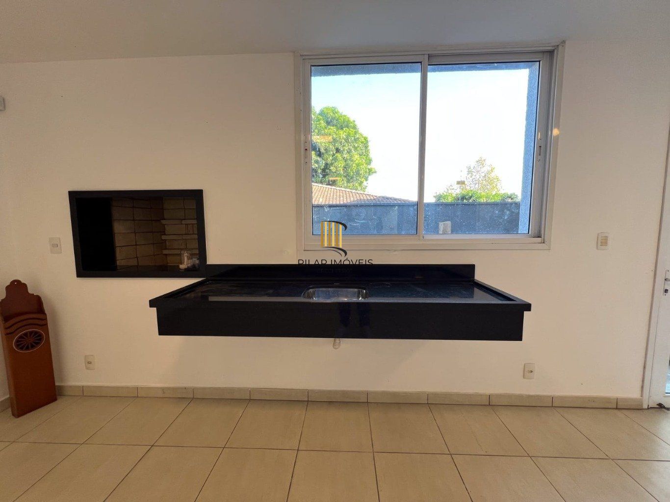 Casa semi mobiliada de 3 dormitórios bairro Cascata