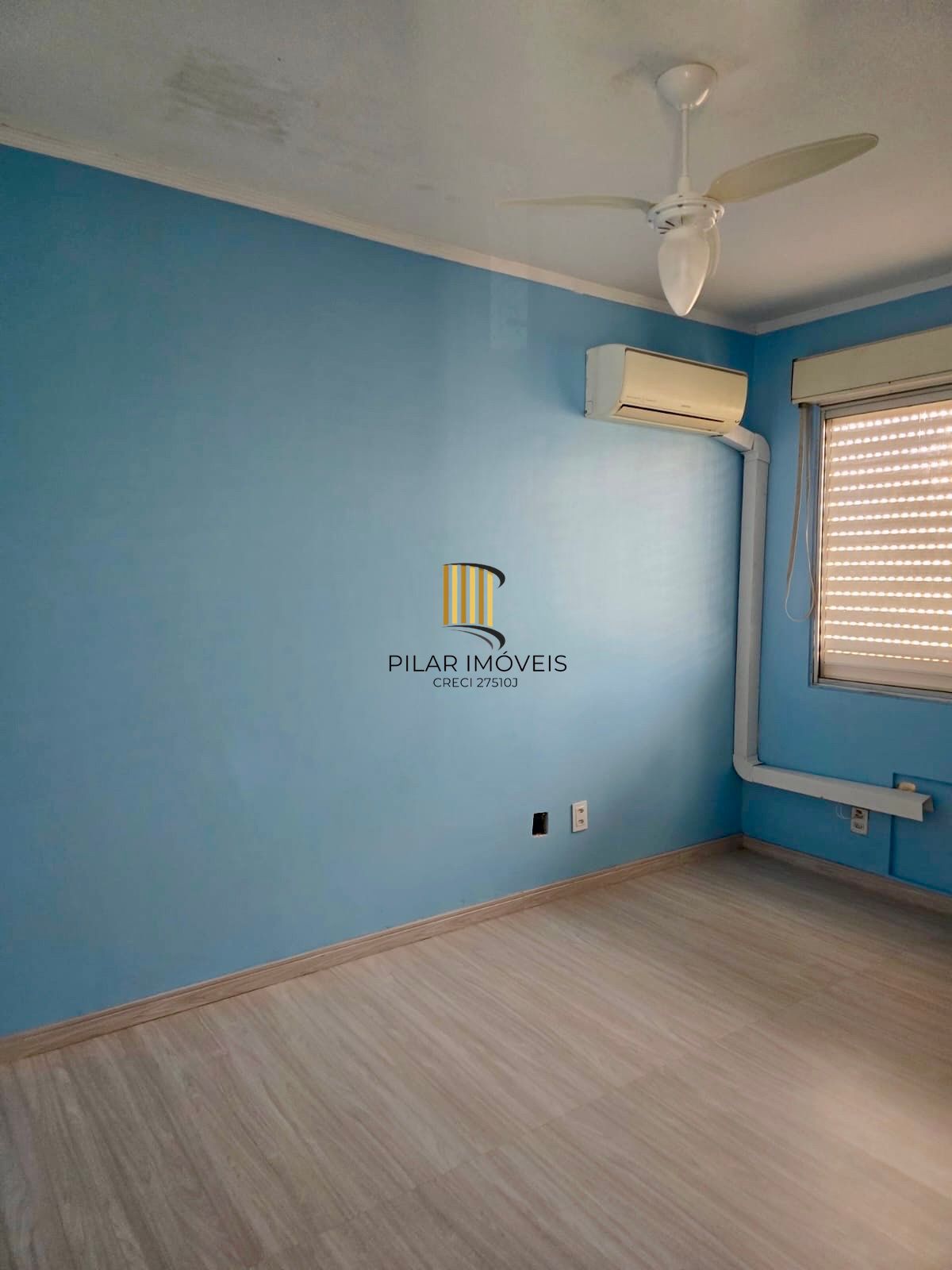 Apartamento de 2 dormitórios, 1 vaga, elevador no bairro Sarandi