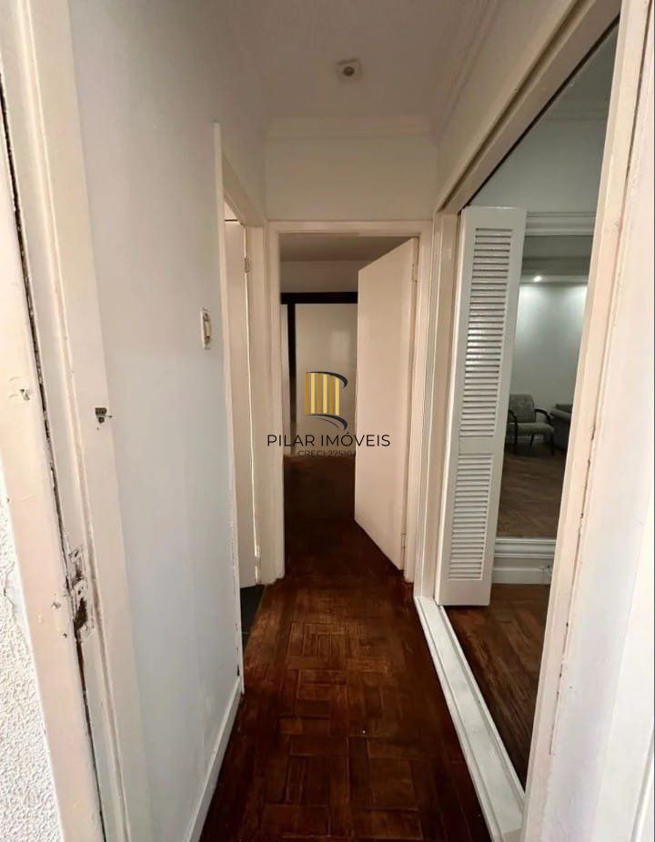 Apartamento com 4 quartos e elevador no bairro Centro Histórico