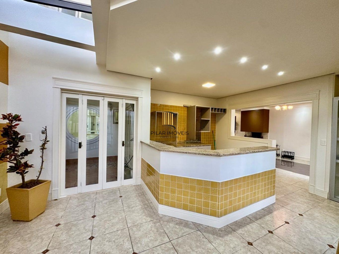 Casa de 3 dormitórios, 2 vagas de garagem em Canoas