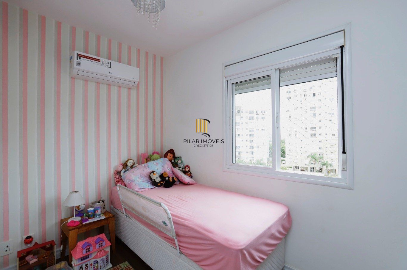 Apartamento 2 Dormitórios com Elevador e 2 Vagas à Venda no Jardim Carvalho