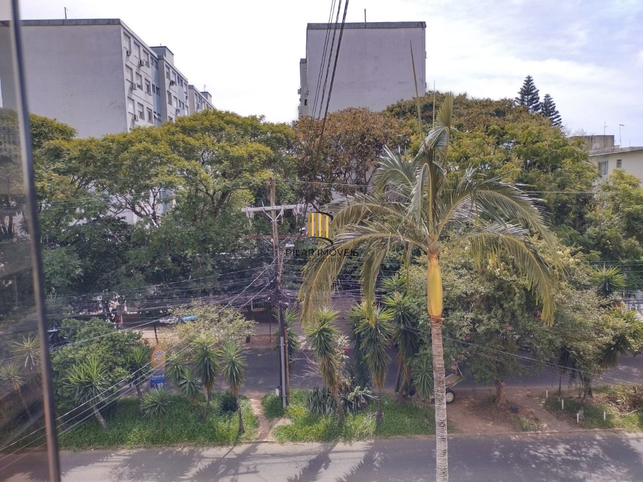 Apartamento semi mobiliado de 2 dormitórios bairro Sarandi