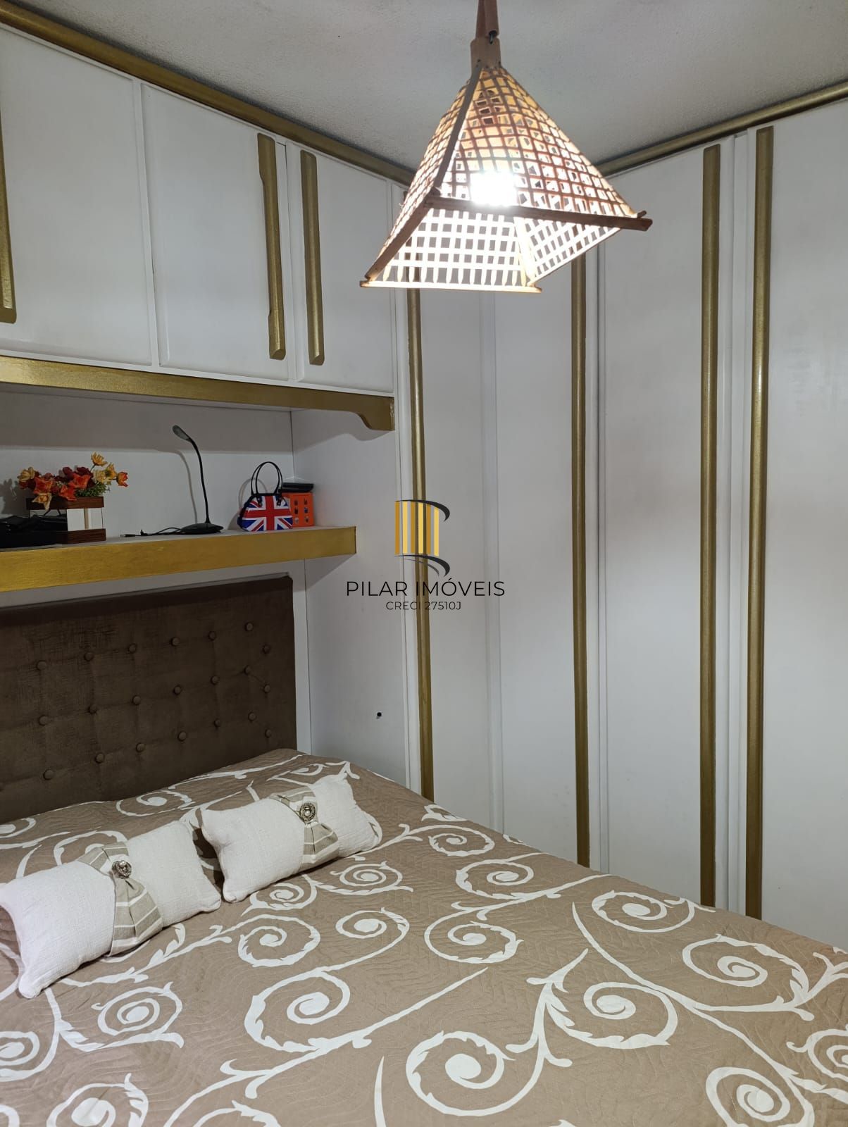 Apartamento semi mobiliado de 1 dormitório bairro Sarandi